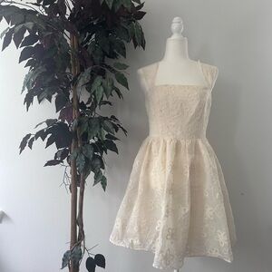 JJ’s House NWT Elegant Cream junior’s Dress